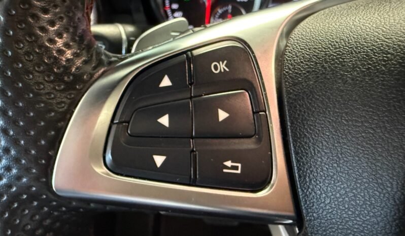
Mercedes-Benz CLA 180 AMG full									