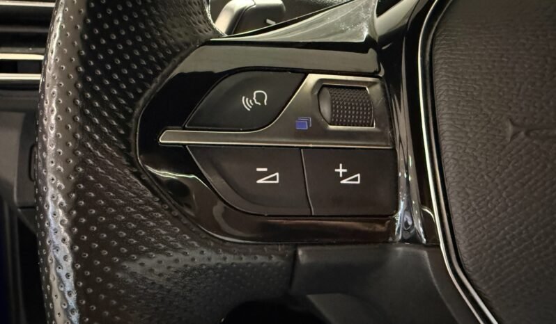 
Peugeot 3008 1.5 BlueHDi GT-Line full									