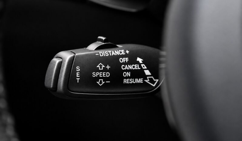
di RS5 4.2 FSI V8 quattro full									