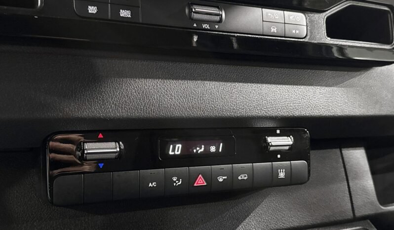 
Mercedes-Benz Sprinter 319/43 4×4 – 190 CH Automatique full									