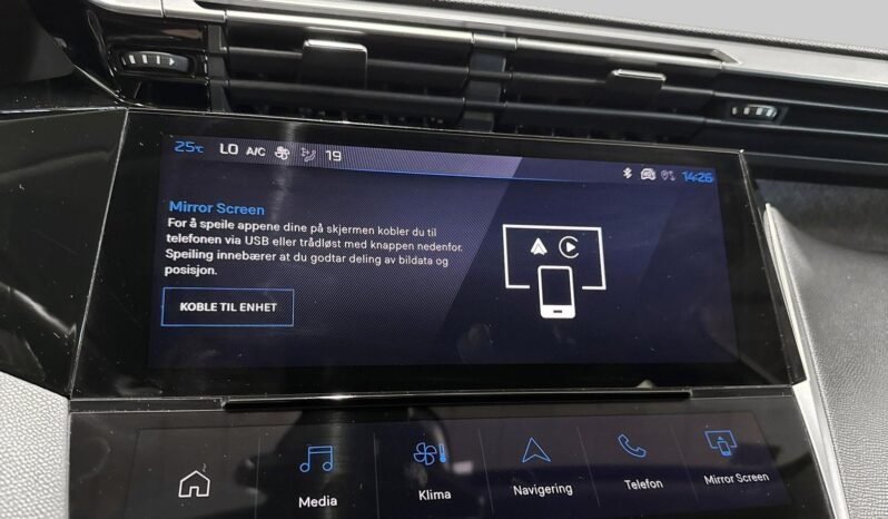 
Peugeot 308 SW Allure Plug-In Hybrid 180 ch full									