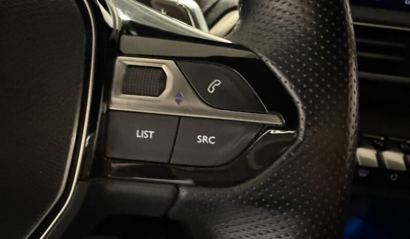 
Peugeot 3008 1.5 BlueHDi GT-Line full									