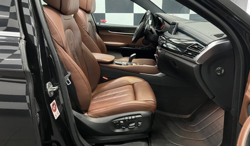 
BMW X6 xDrive30d M Sport full									