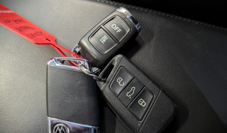
Volkswagen Passat Alltrack 2.0 TDI full									