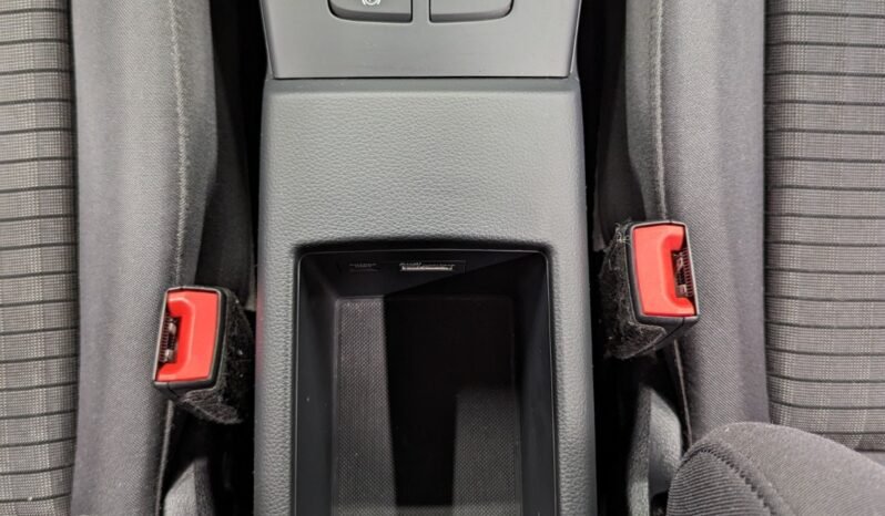 
Audi A3 Sportback e-tron full									