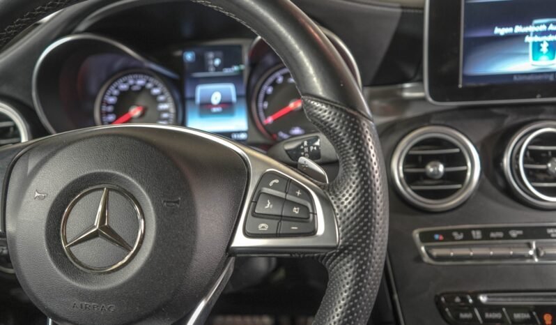 
Mercedes-Benz GLC 350e 4MATIC AMG full									