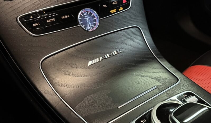 
Mercedes-Benz C 63 S AMG 4.0 V8 Biturbo 510 CH full									