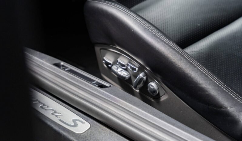 
Porsche 911 Carrera S (991.2) full									