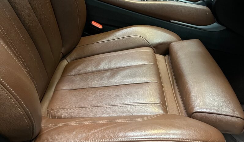 
BMW X6 xDrive30d M Sport full									