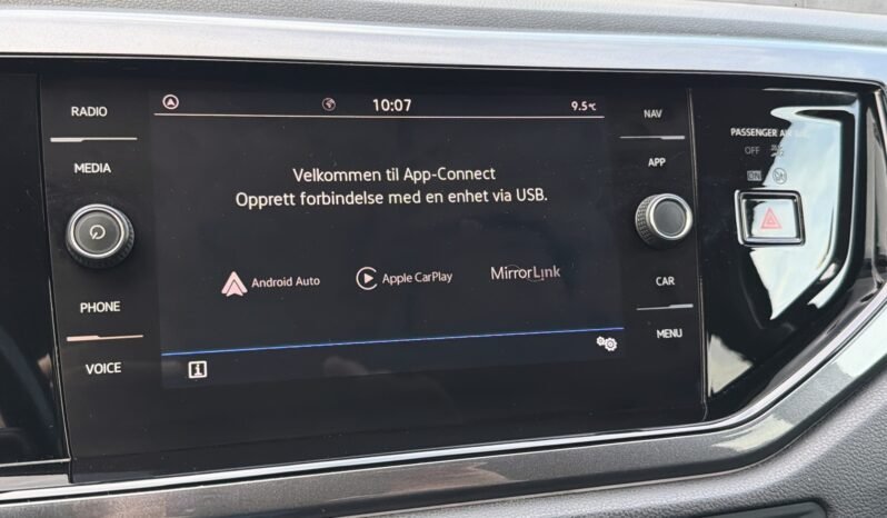 
Volkswagen Polo Highline 1.0 TSI 95 CH full									