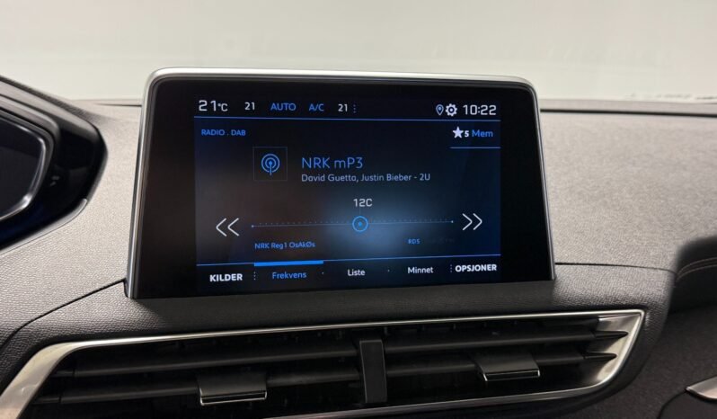 
Peugeot 3008 1.5 BlueHDi GT-Line full									