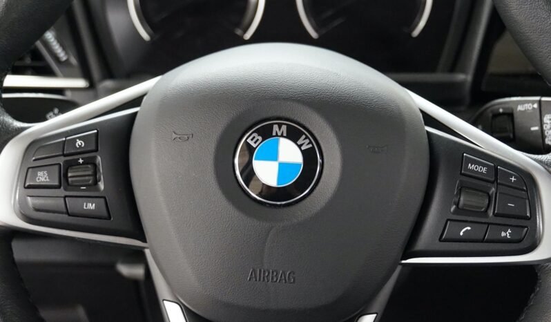 
BMW 225xe Sport Line full									