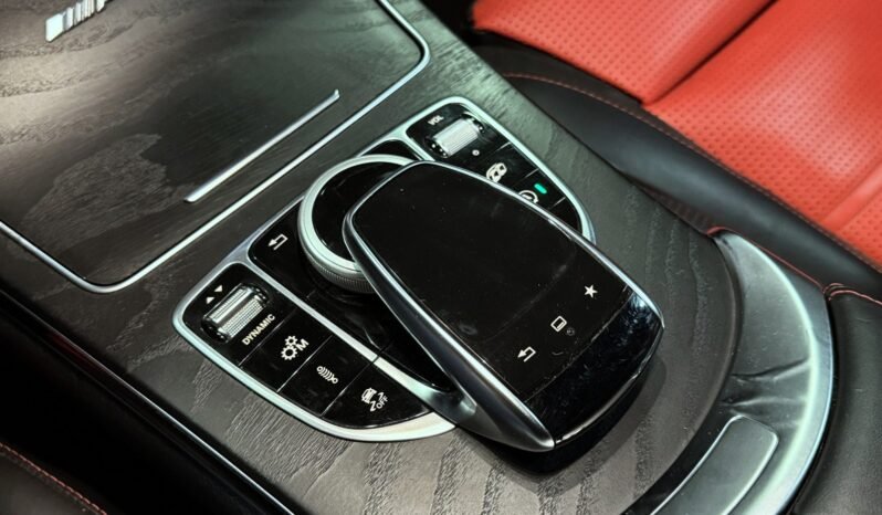 
Mercedes-Benz C 63 S AMG 4.0 V8 Biturbo 510 CH full									