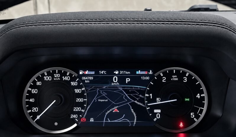 
Land Rover Defender 110 3.0 D200 MHEV Offroad full									