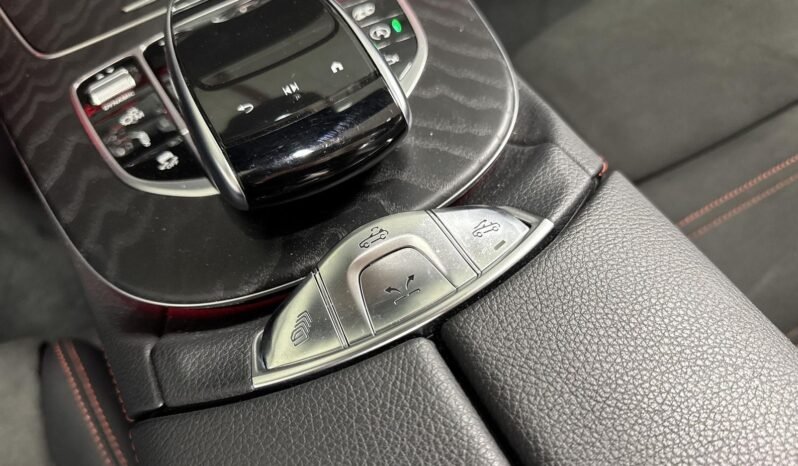 
Mercedes-AMG E 53 Cabriolet full									