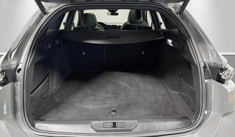 
Peugeot 308 SW Plug-In Hybrid 224 ch full									