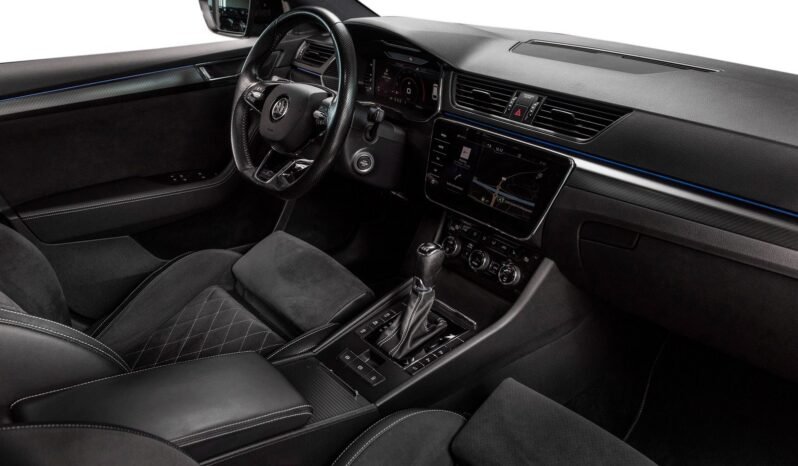 
Škoda Superb 2.0 TDI Sportline 4×4 DSG full									