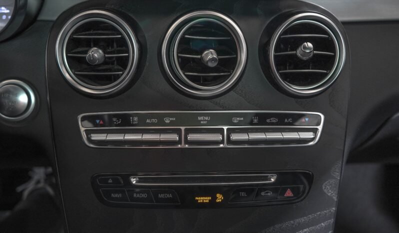 
Mercedes-Benz GLC 350e 4MATIC AMG full									