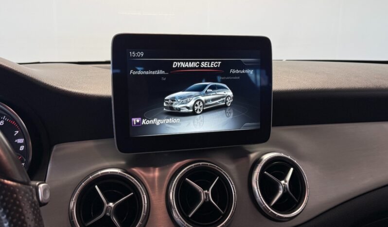 
Mercedes-Benz CLA 180 AMG full									