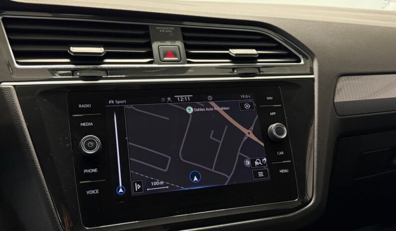 
Volkswagen Tiguan Life 2.0 TDI 4MOTION DSG full									