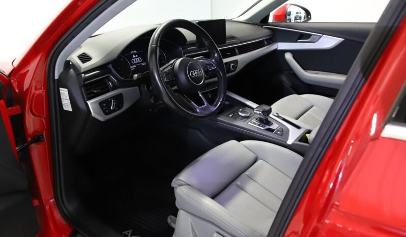 
Audi A4 Avant 1.4 TFSI full									