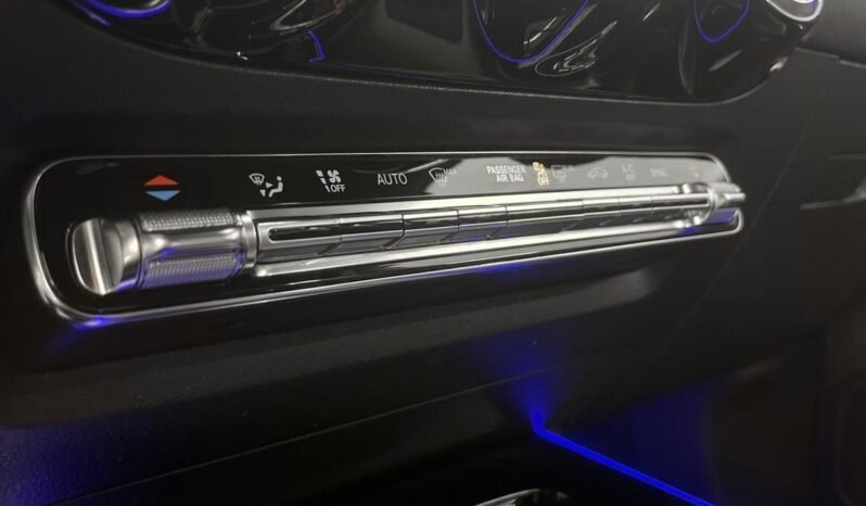 
Mercedes-Benz B180 AMG Line full									