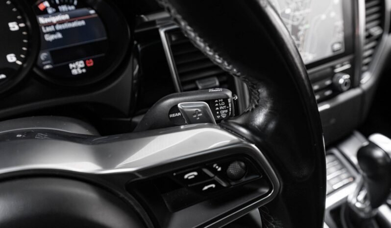 
Porsche Macan S 3.0 V6 full									