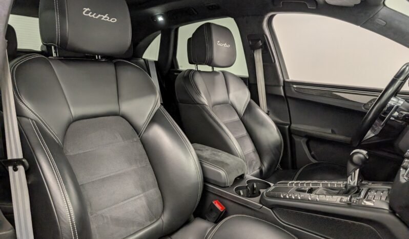 
Porsche Macan Turbo Performance Package (PP) 3.6 V6 Biturbo full									