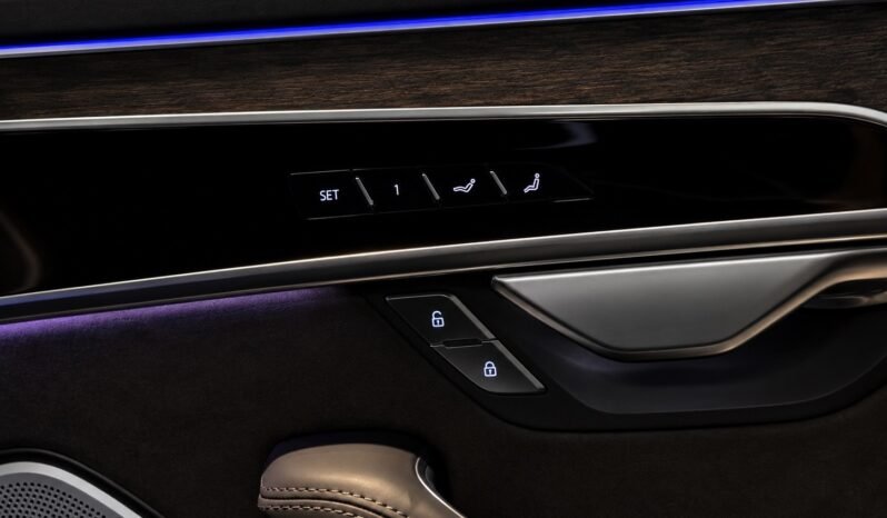 
Audi A8 L 55 TFSI V6 Quattro full									