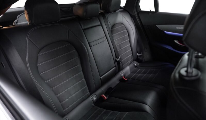 
Mercedes-Benz GLC 300 e 4MATIC AMG Line full									