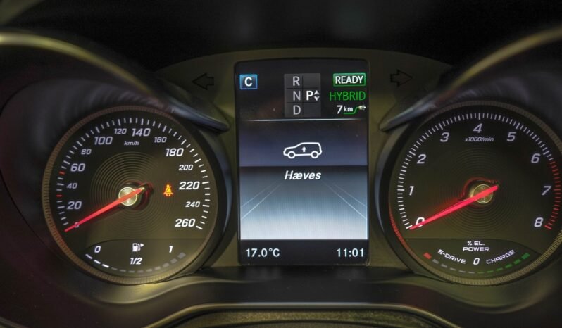 
Mercedes-Benz GLC 350e 4MATIC AMG full									