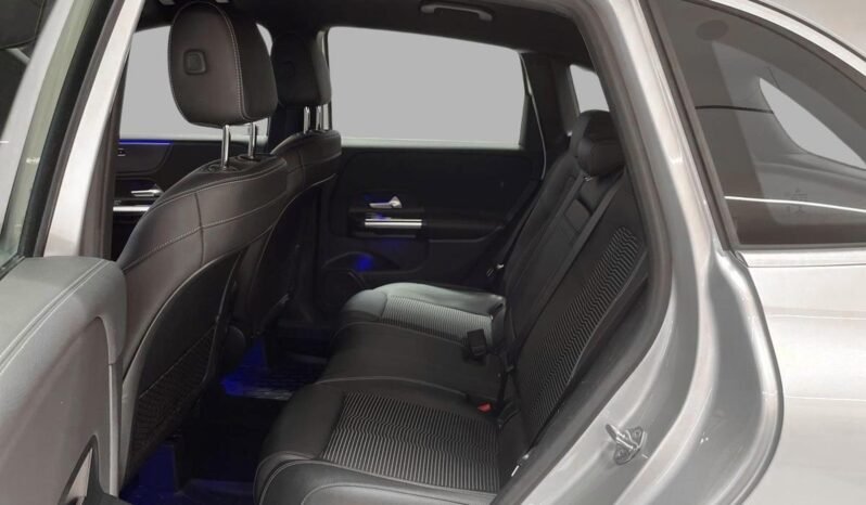 
Mercedes-Benz B180 AMG Line full									