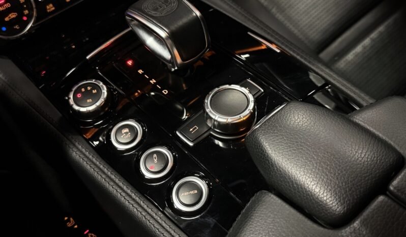
Mercedes-Benz CLS 63 AMG 5.5 V8 Biturbo 4MATIC full									