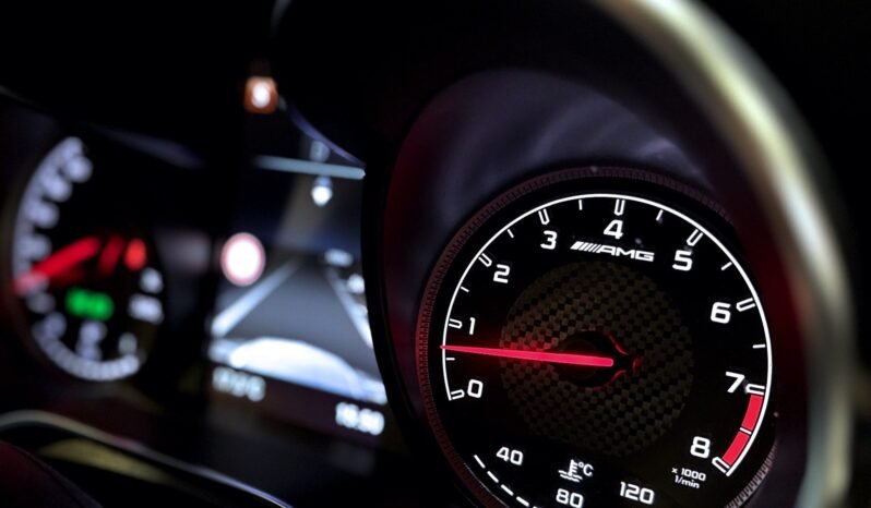 
Mercedes-Benz GLC 63 AMG V8 4MATIC+ – 476 CH full									
