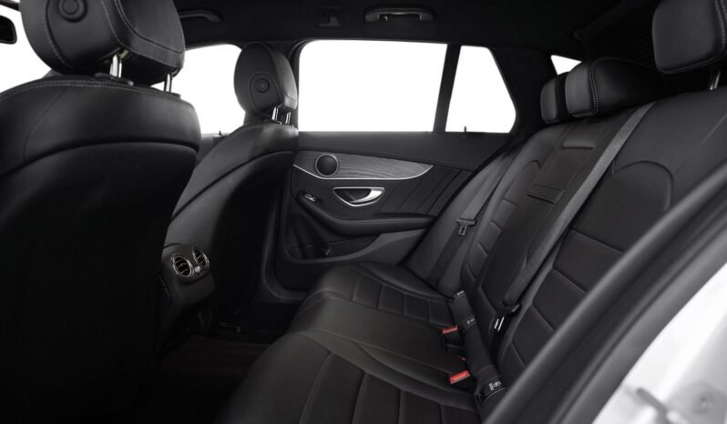 
Mercedes-Benz C 220 d 4MATIC AMG Line full									