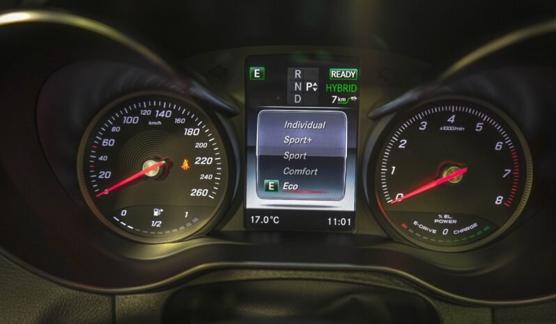 
Mercedes-Benz GLC 350e 4MATIC AMG full									