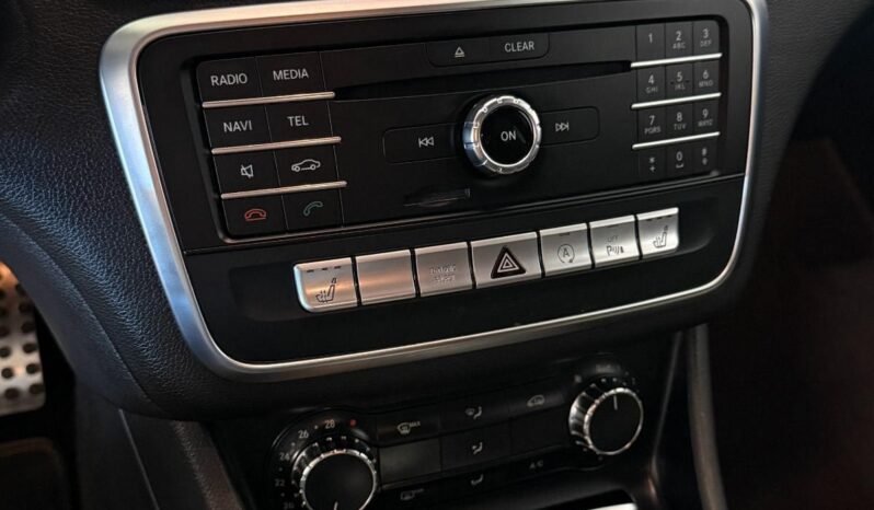 
Mercedes-Benz CLA 180 AMG full									