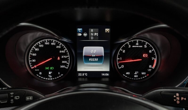 
Mercedes-Benz C63 AMG full									