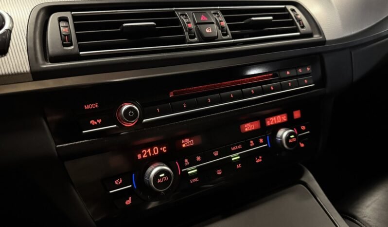 
BMW M5 4.4 V8 575 CH full									