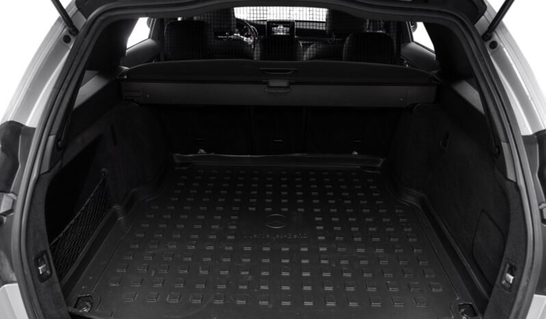 
Mercedes-Benz C 220 d 4MATIC AMG Line full									