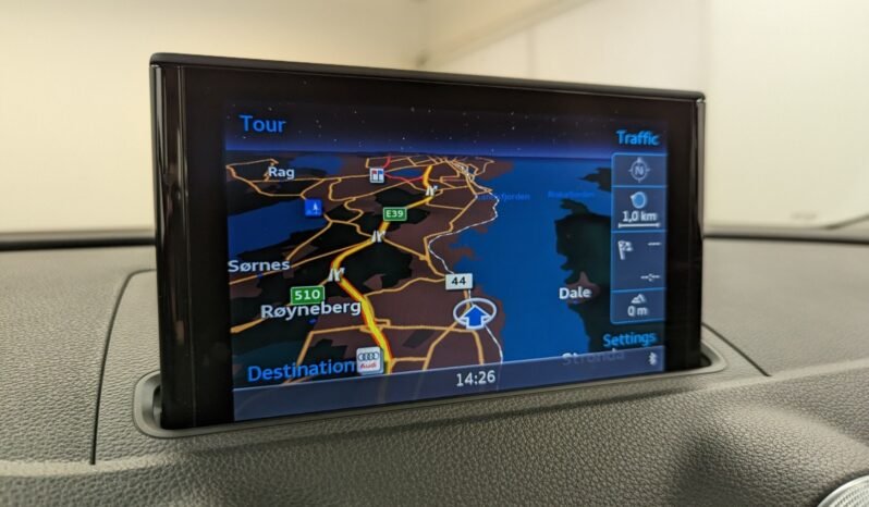 
Audi A3 Sportback e-tron full									