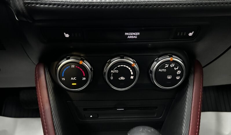 
Mazda CX-3 full									