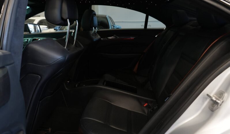 
Mercedes-Benz CLS 63 AMG V8 full									