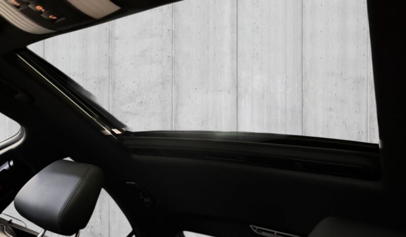 
Mercedes-Benz CLS 63 AMG 5.5 V8 Biturbo 4MATIC full									