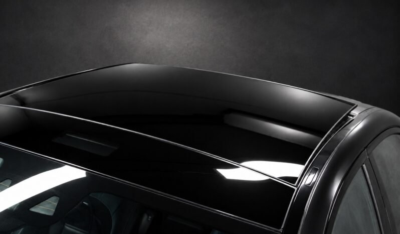 
Mercedes-Benz E 63 S AMG 4MATIC+ V8 full									