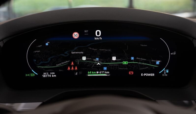 
Porsche Panamera E-Hybrid full									