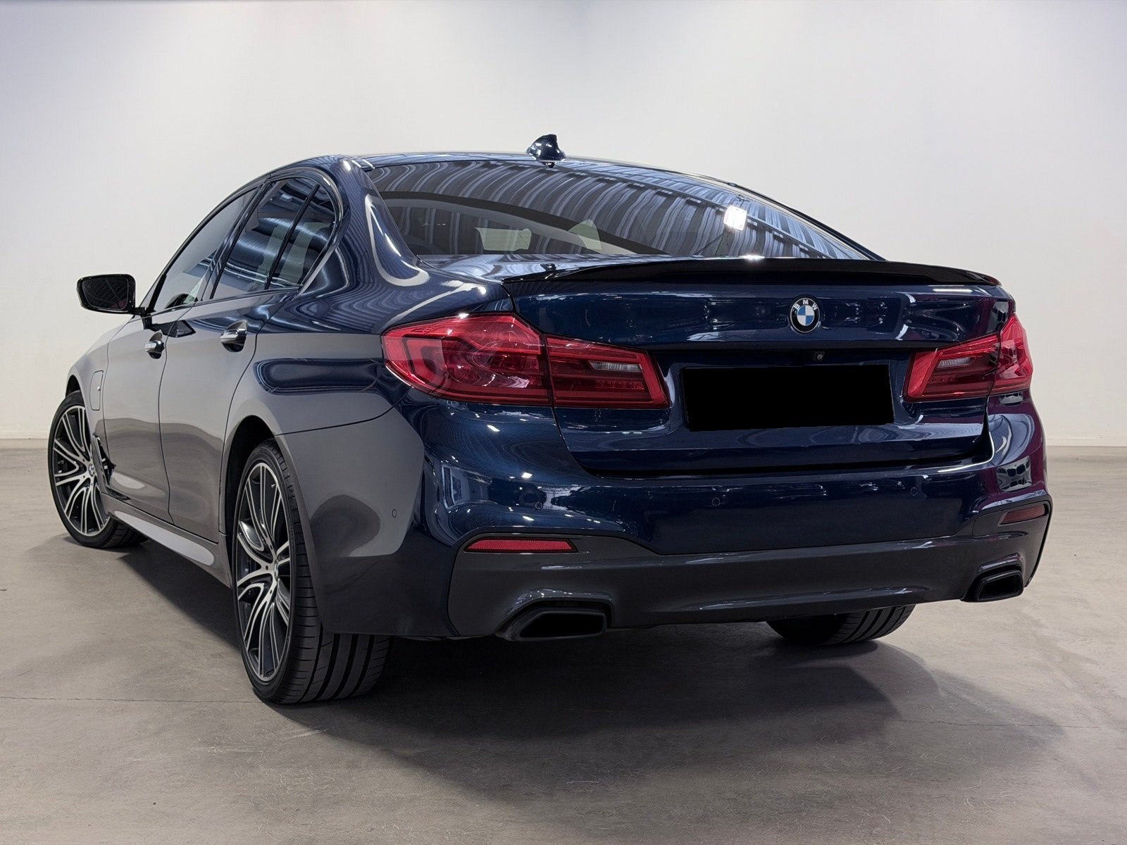 BMW 530e 252 CH M-Sport