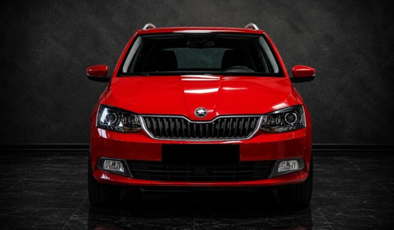 
Skoda Fabia 1.2 TSI – 110 CH Automatique full									