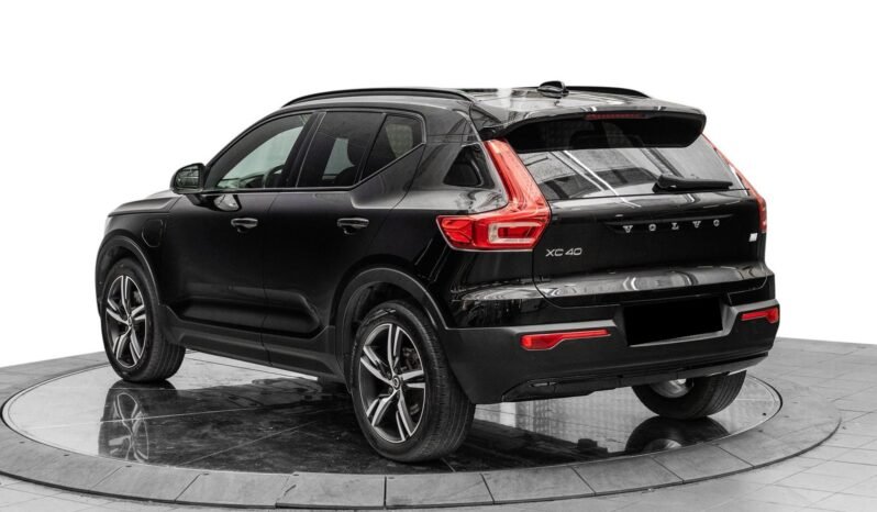 
Volvo XC40 T5 Recharge R-Design full									