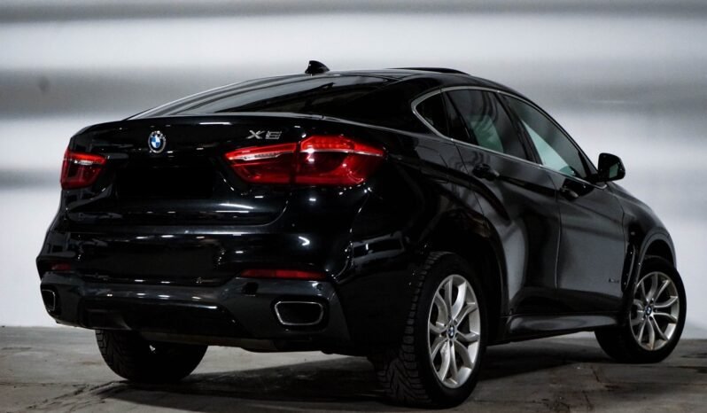 
BMW X6 xDrive30d M Sport full									